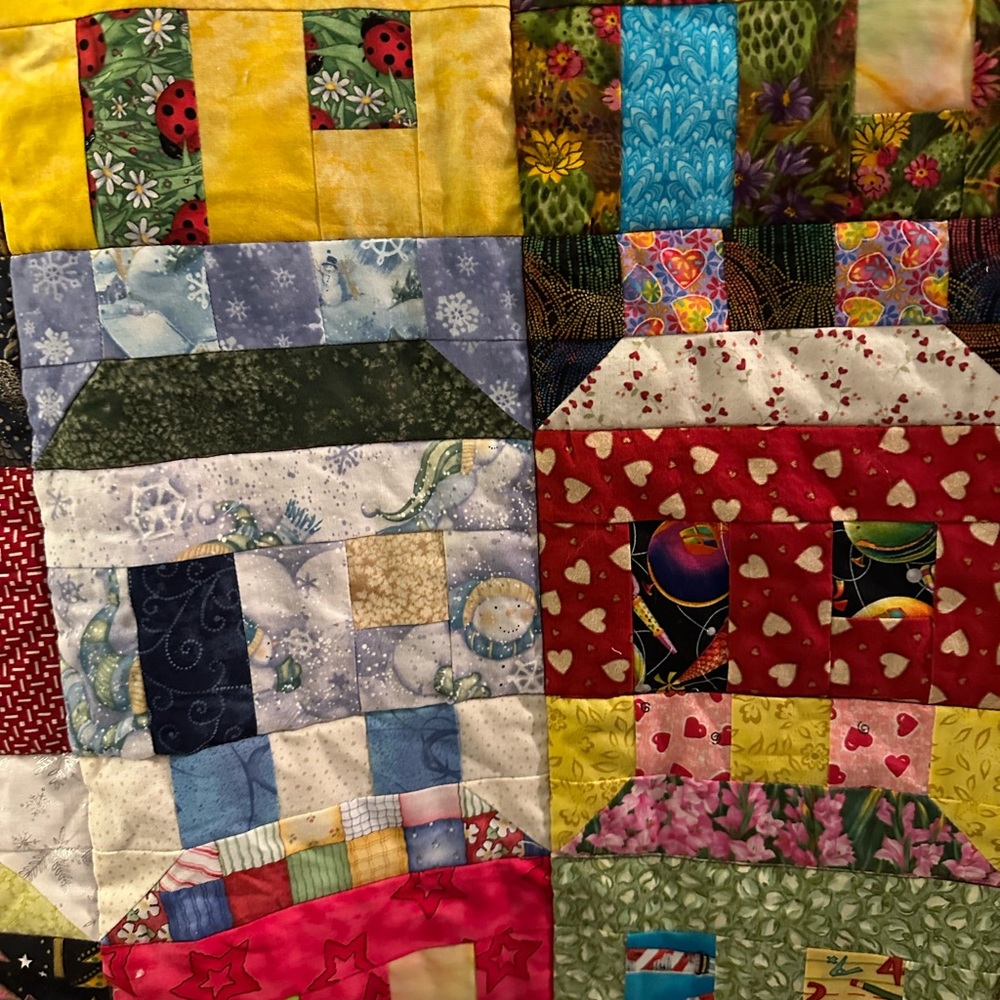 Handmade quilt, 86 x 52, vintage design - Picture 9 of 10